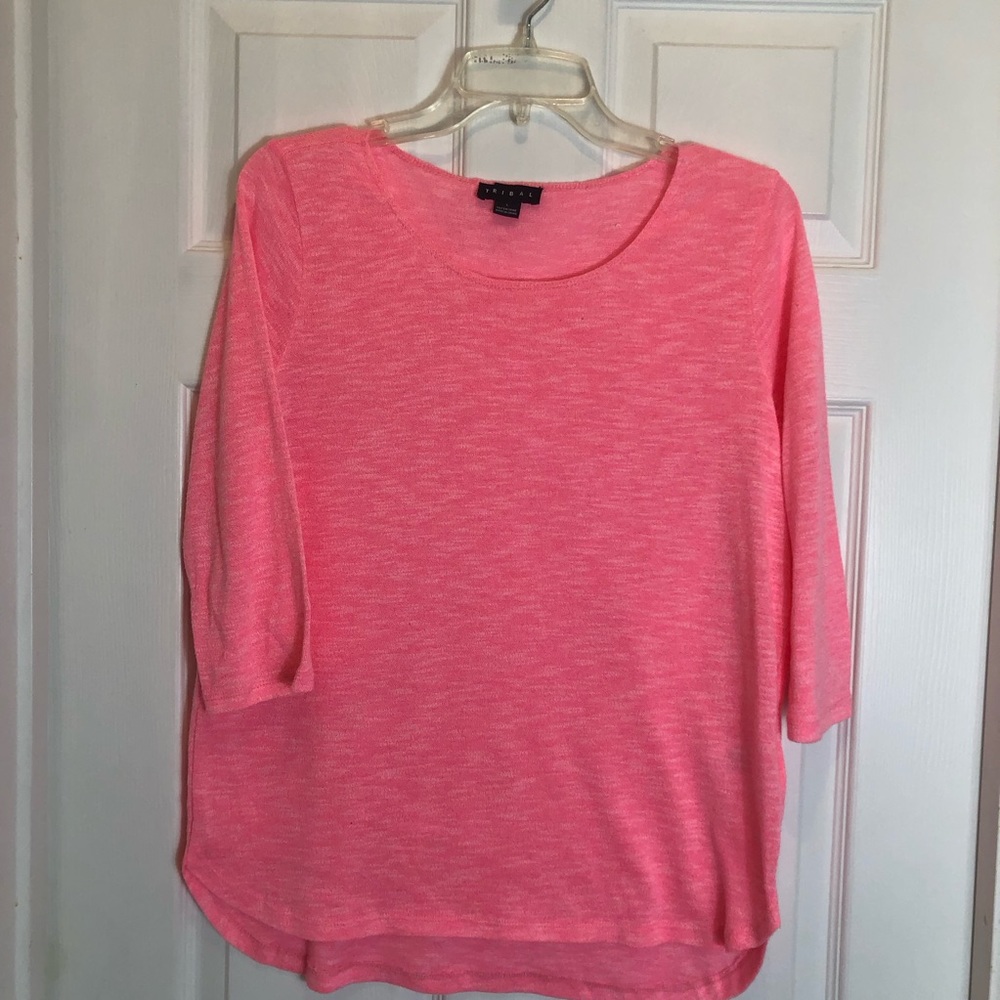 Tribal Pullover High-Low  3/4 Sleeve Top. Size L